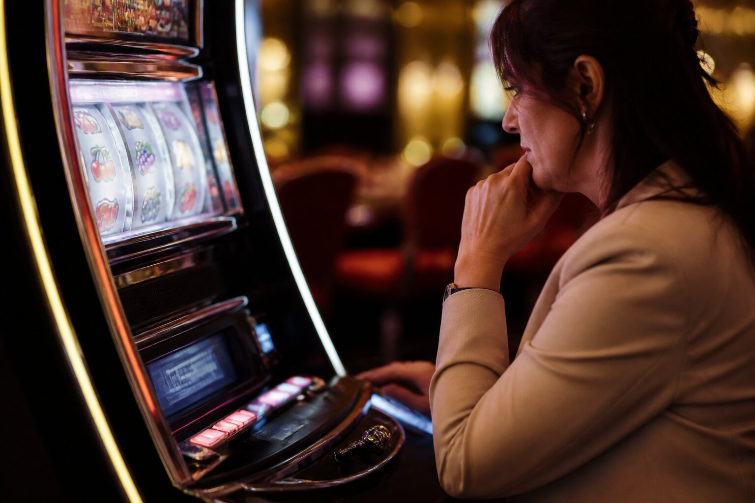 Slot Machine Payout Schedules Explained: Do Slots Really Work in Cycles?